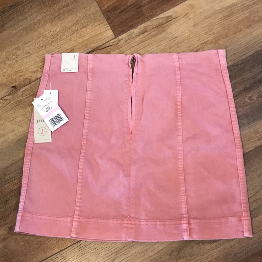 JOLT Skirt - Picture 3 of 6